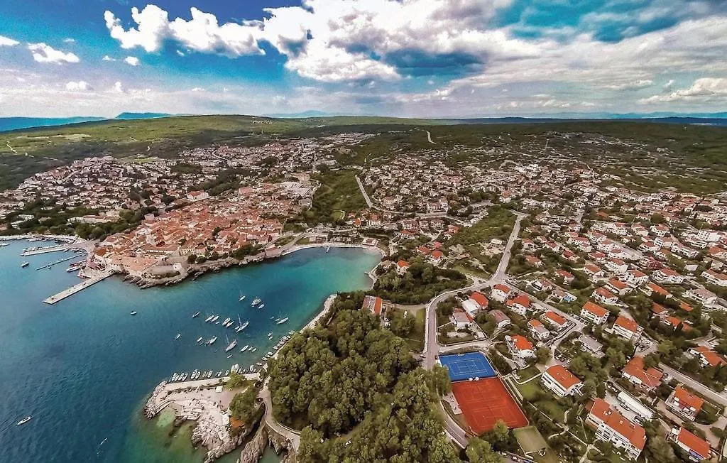 Luxe House Krk With Pool Villa Krk Town 0*,  Kroatië