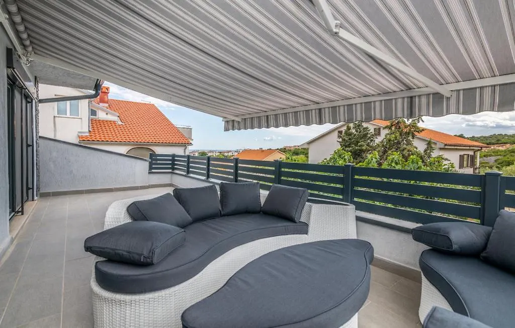 Luxe House Krk With Pool Villa Krk Town