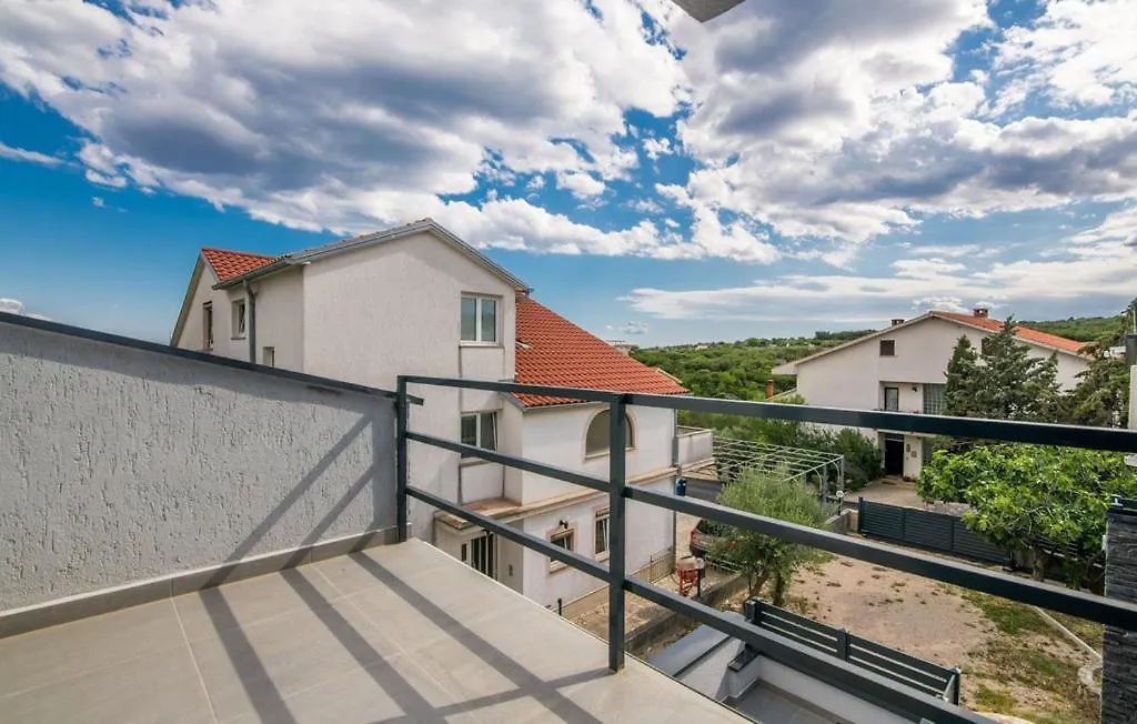 Luxe House Krk With Pool Villa Krk Town