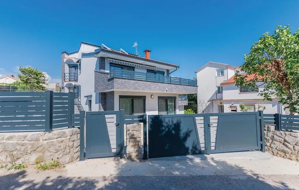 Luxe House Krk With Pool Villa Krk Town