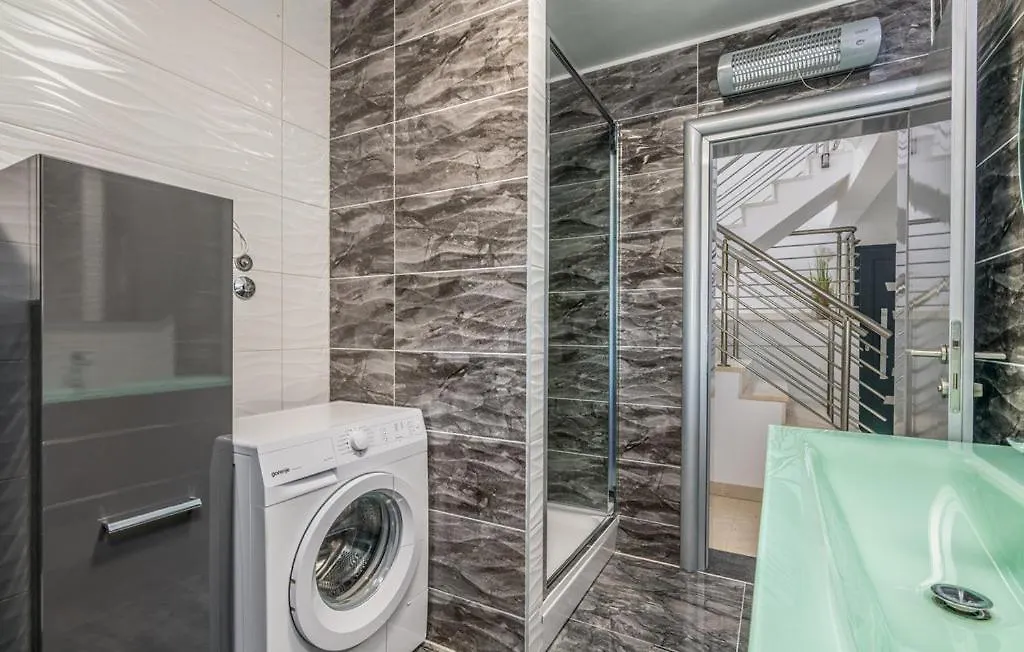 Luxe House Krk With Pool Villa Krk Town