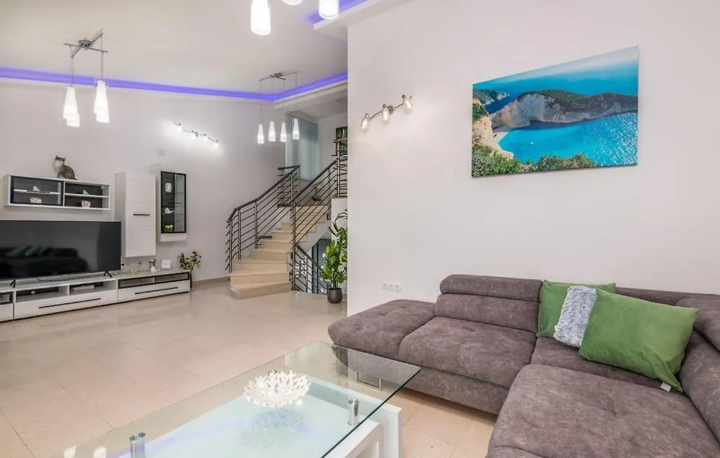 Luxe House Krk With Pool Villa Krk Town Croatia